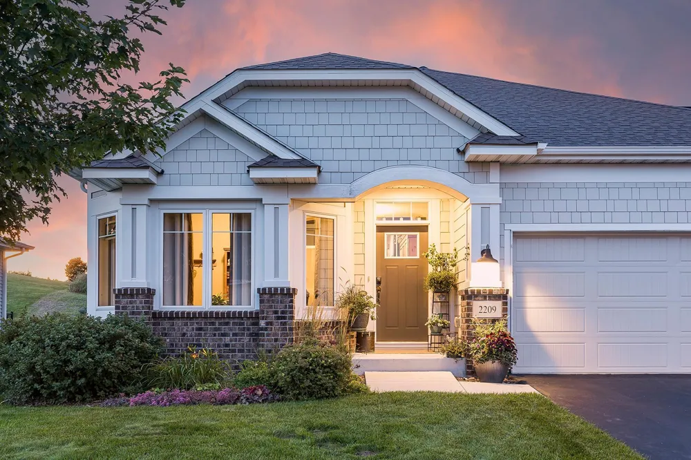 2209 Naples Avenue Cologne, MN 55322
