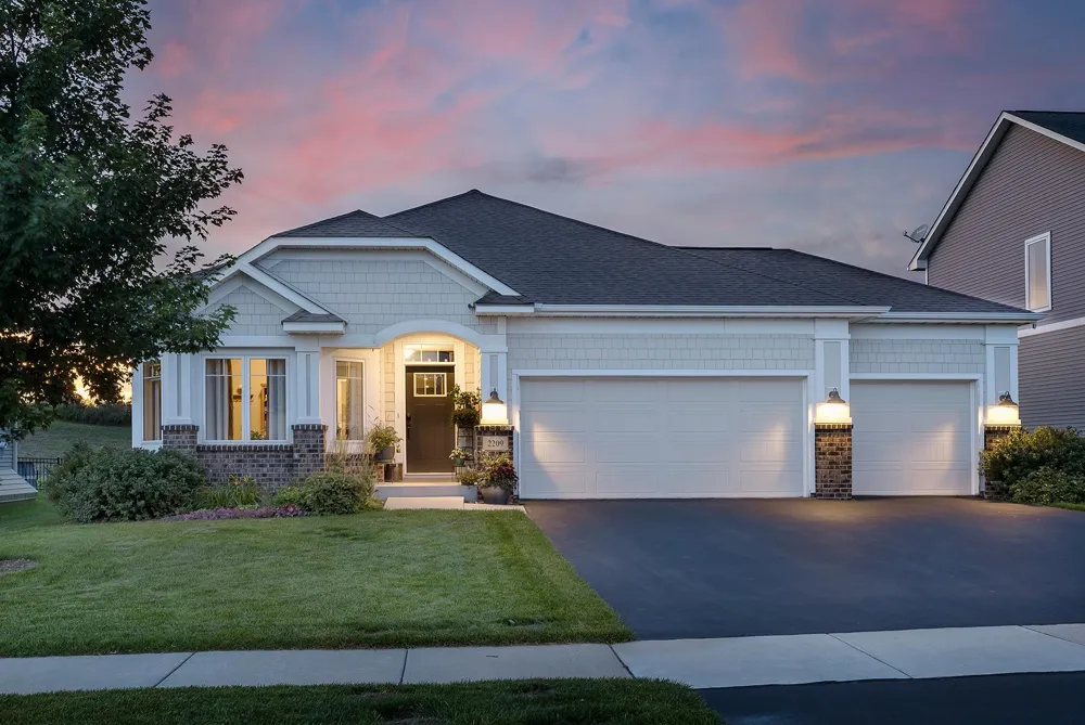 2209 Naples Avenue Cologne, MN 55322