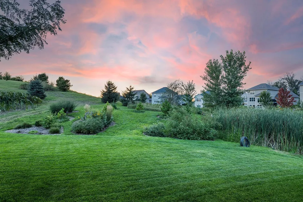 2209 Naples Avenue Cologne, MN 55322