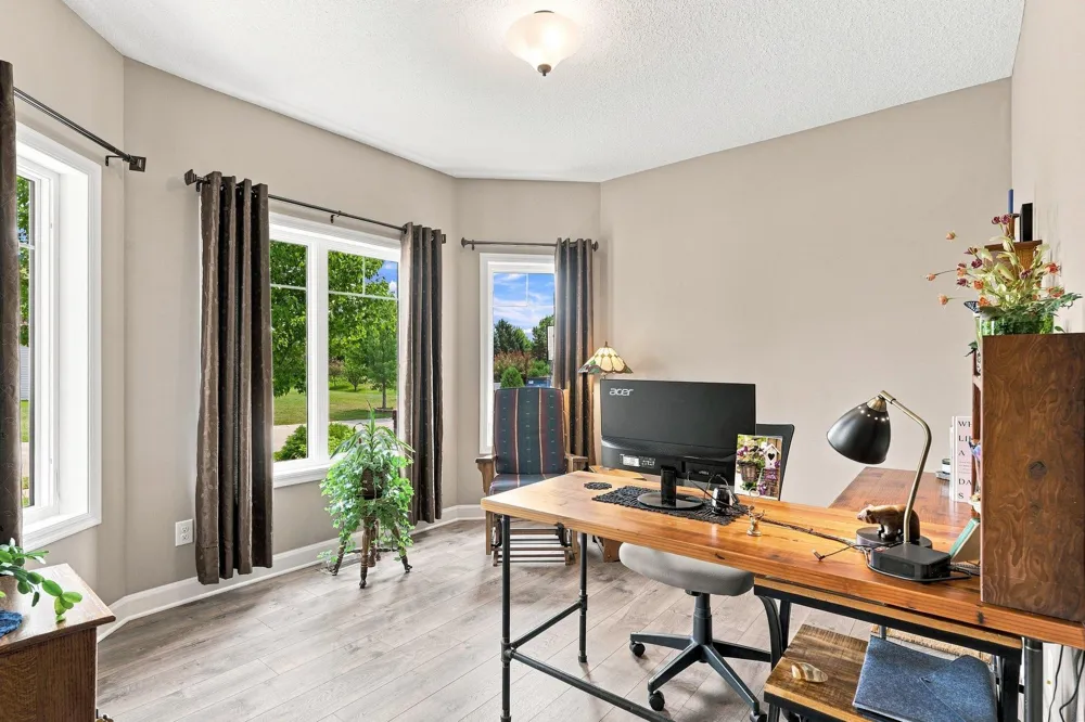2209 Naples Avenue Cologne, MN 55322