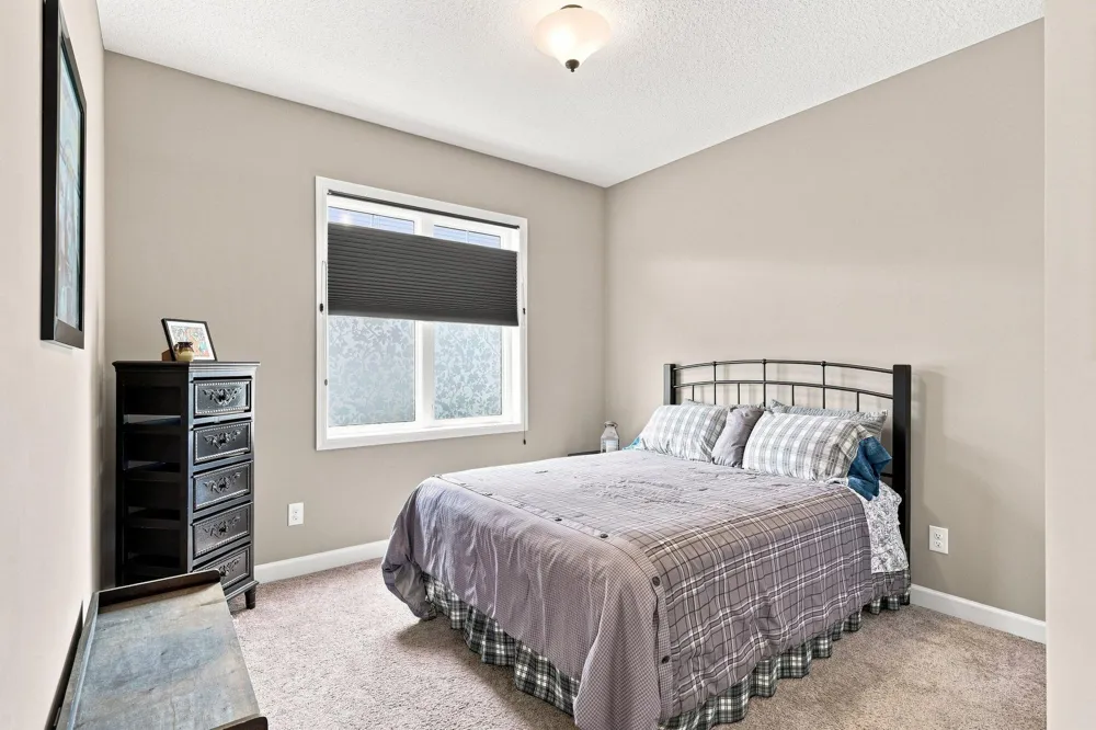 2209 Naples Avenue Cologne, MN 55322