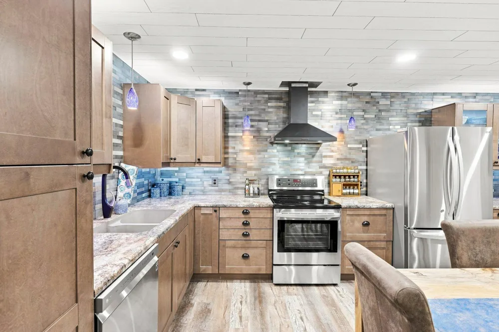 2209 Naples Avenue Cologne, MN 55322