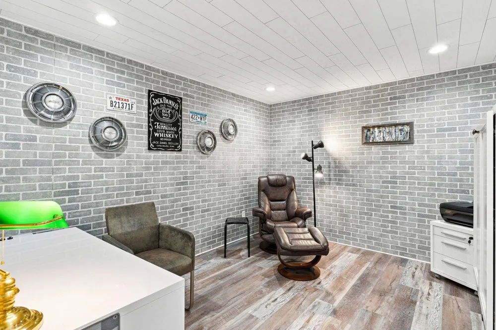 2209 Naples Avenue Cologne, MN 55322