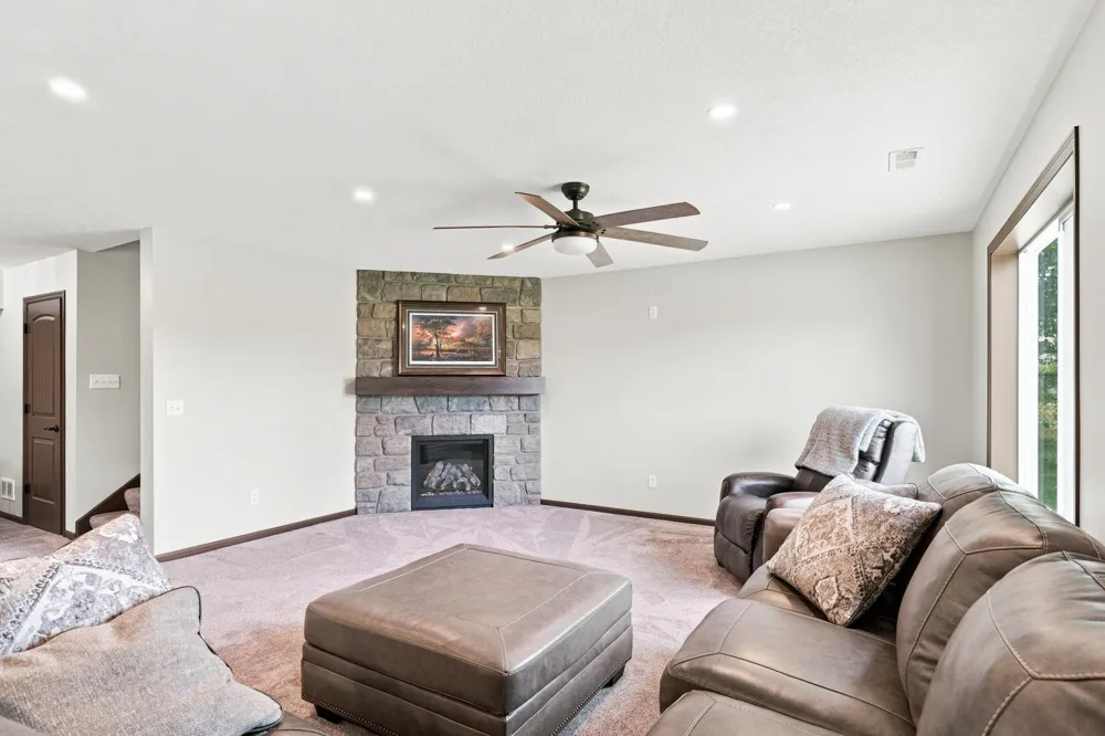 12920 Granstrom Circle Dayton, MN 55327