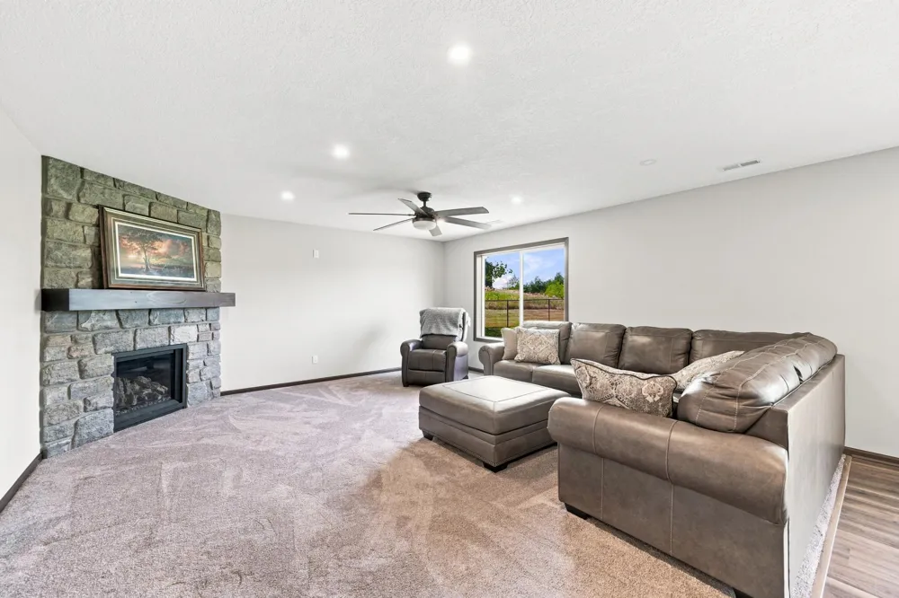 12920 Granstrom Circle Dayton, MN 55327
