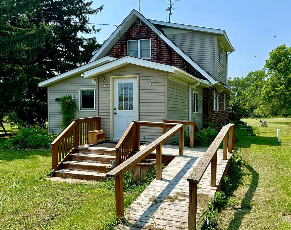 312 10th Street Clear Lake, WI 54005
