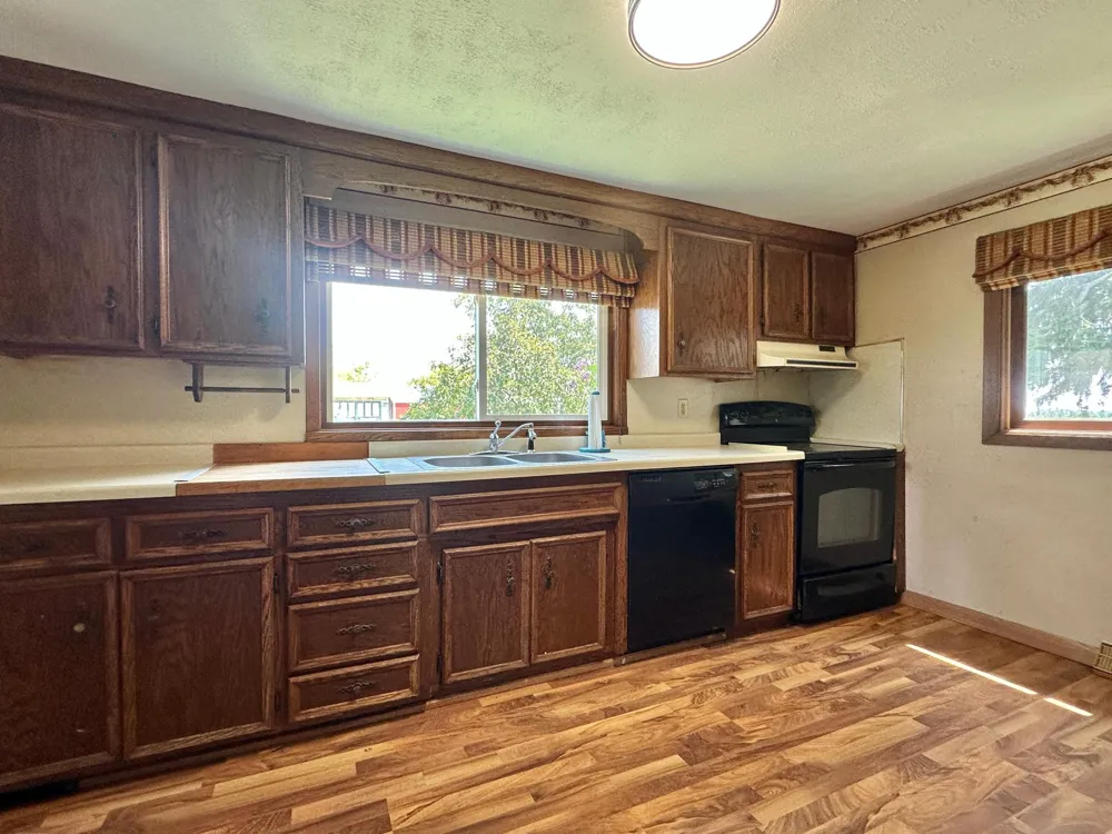 312 10th Street Clear Lake, WI 54005