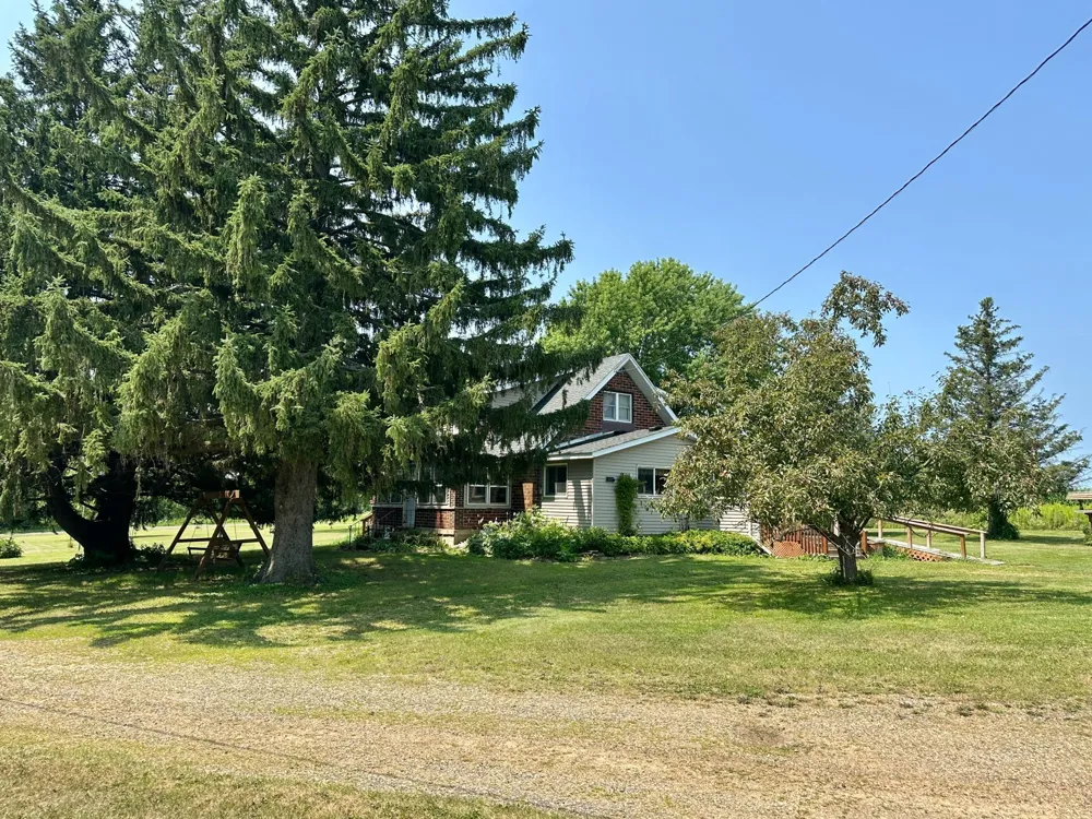 312 10th Street Clear Lake, WI 54005
