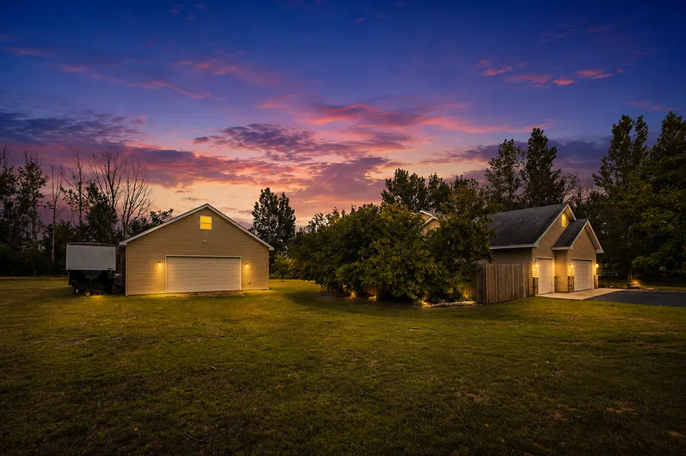 40533 Golden Avenue North Branch, MN 55056