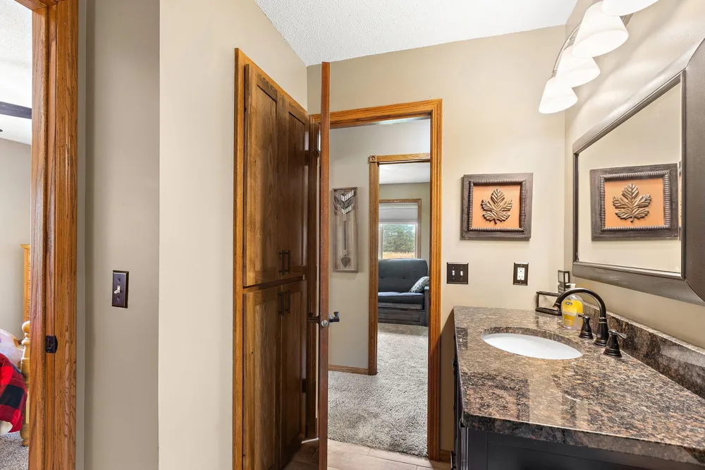 40533 Golden Avenue North Branch, MN 55056