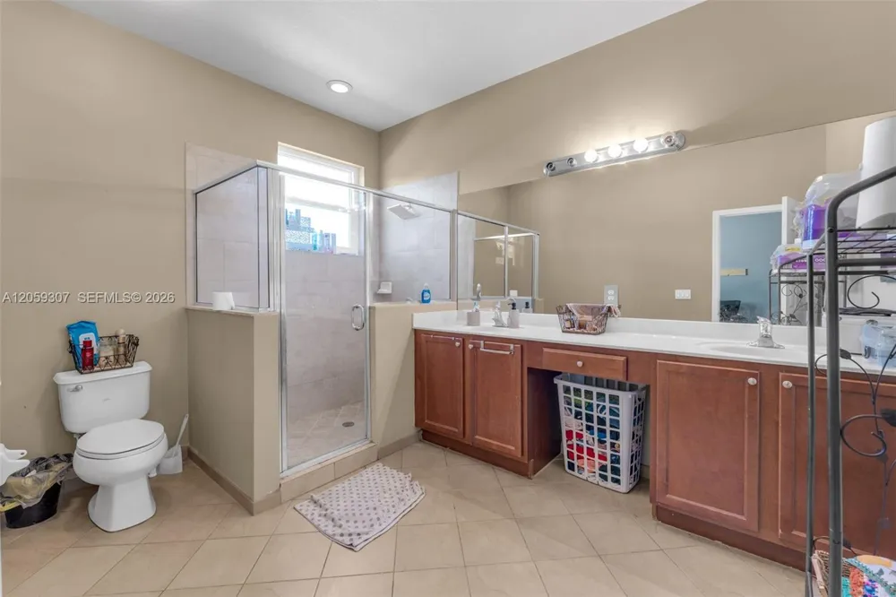 22412 SW 89th Ave Cutler Bay, FL 33190