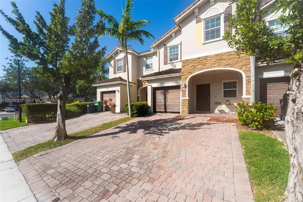22412 SW 89th Ave Cutler Bay, FL 33190