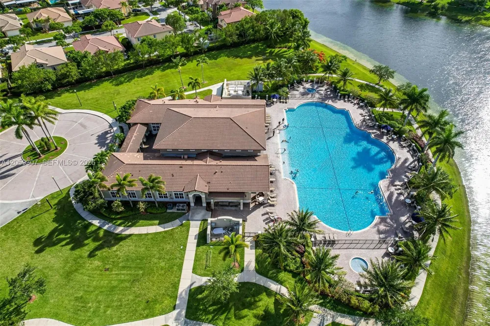 22412 SW 89th Ave Cutler Bay, FL 33190