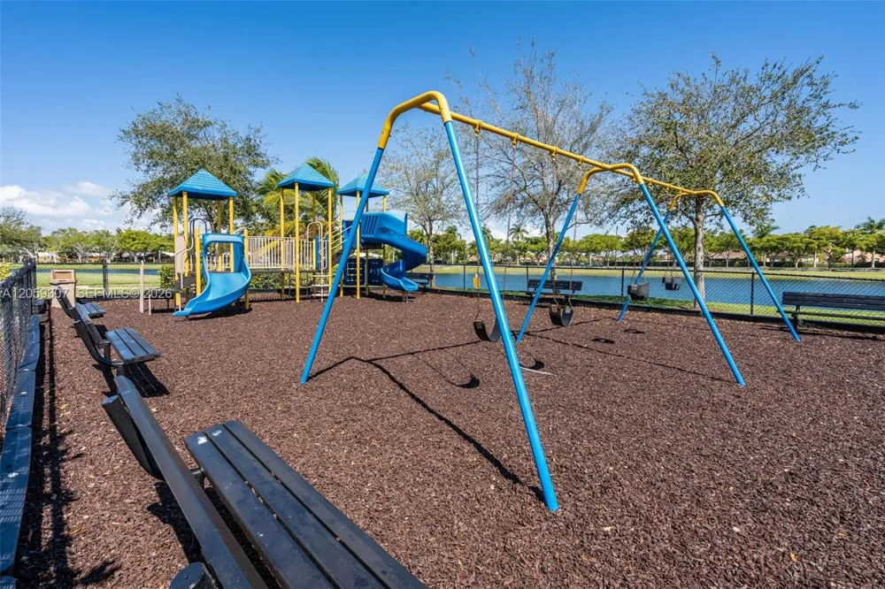 22412 SW 89th Ave Cutler Bay, FL 33190