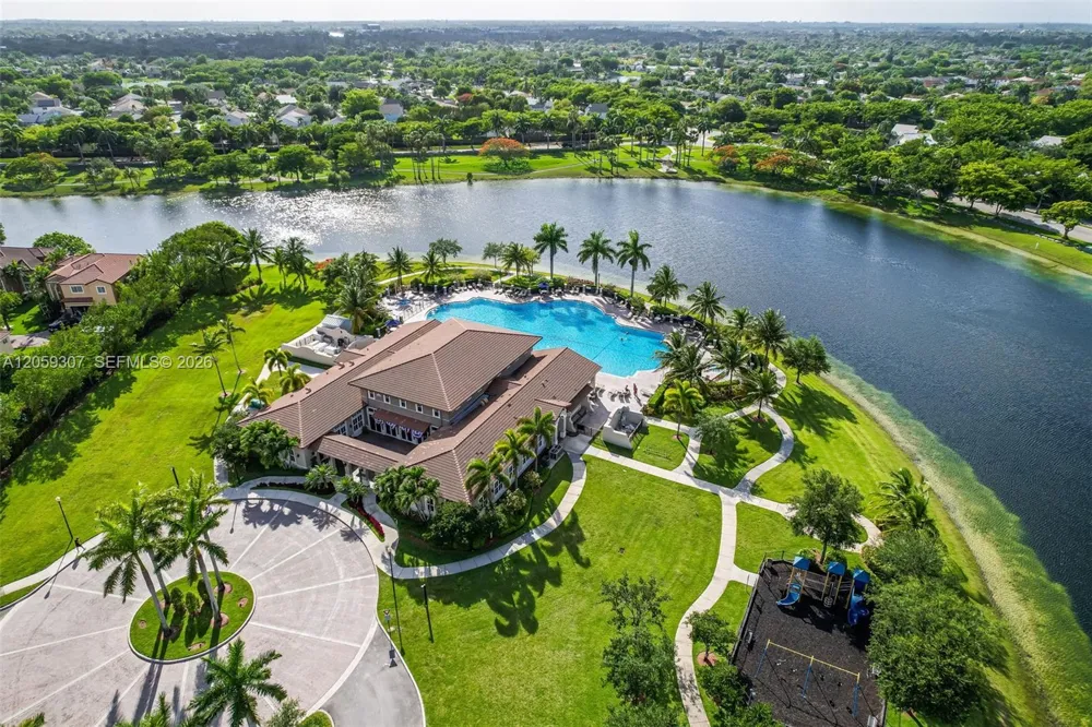 22412 SW 89th Ave Cutler Bay, FL 33190