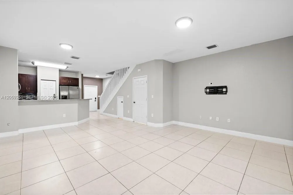 7929 Tuscany Dr Tamarac, FL 33321