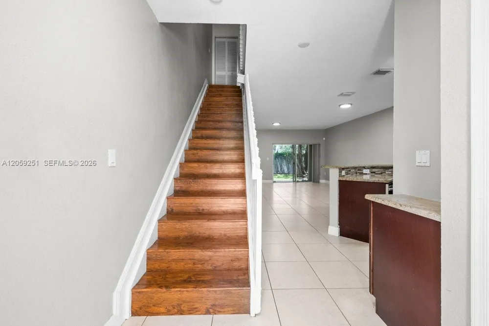 7929 Tuscany Dr Tamarac, FL 33321
