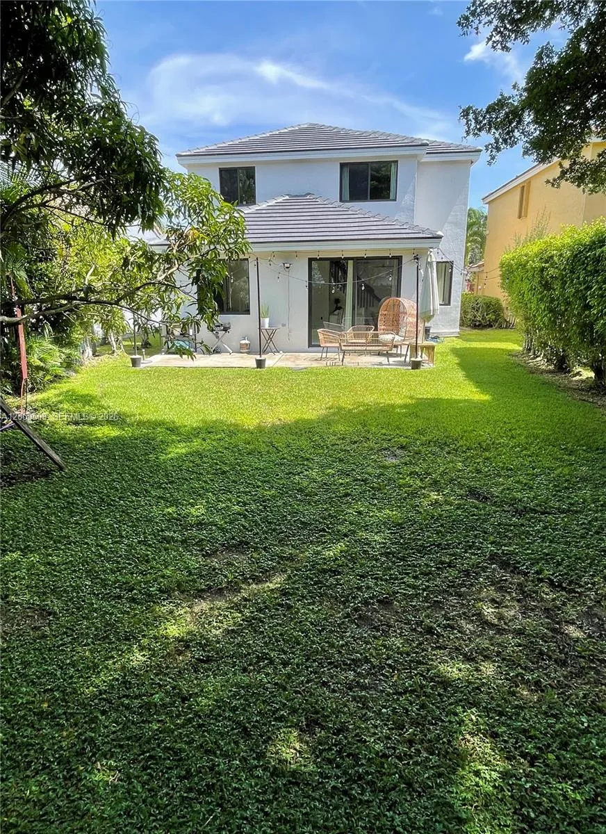 1456 Sabal Trl Weston, FL 33327