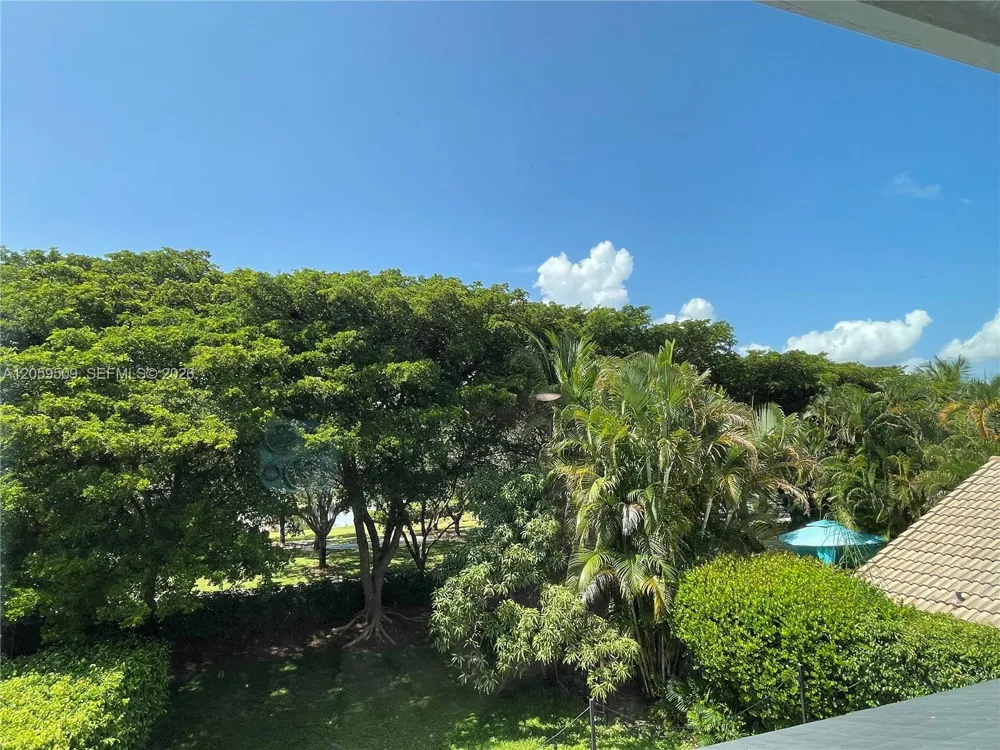 1456 Sabal Trl Weston, FL 33327