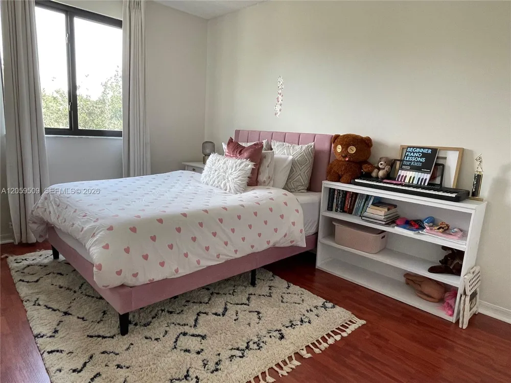 1456 Sabal Trl Weston, FL 33327