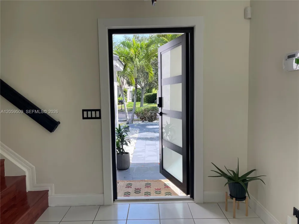 1456 Sabal Trl Weston, FL 33327