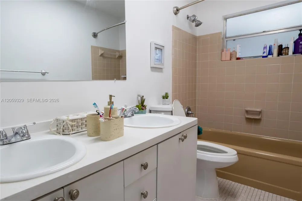 7940 NW 9th St #7940 Margate, FL 33063
