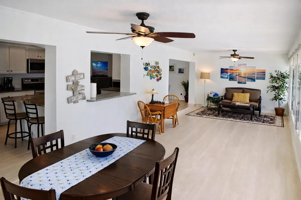 2066 5TH COURT SE Vero Beach, FL 32962