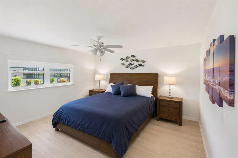 2066 5TH COURT SE Vero Beach, FL 32962