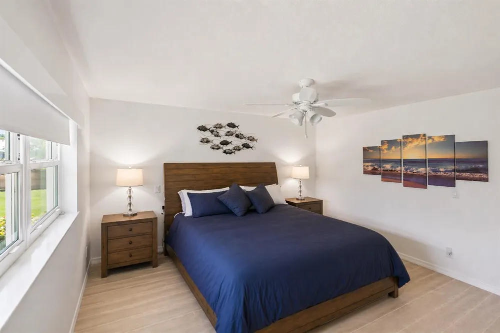 2066 5TH COURT SE Vero Beach, FL 32962