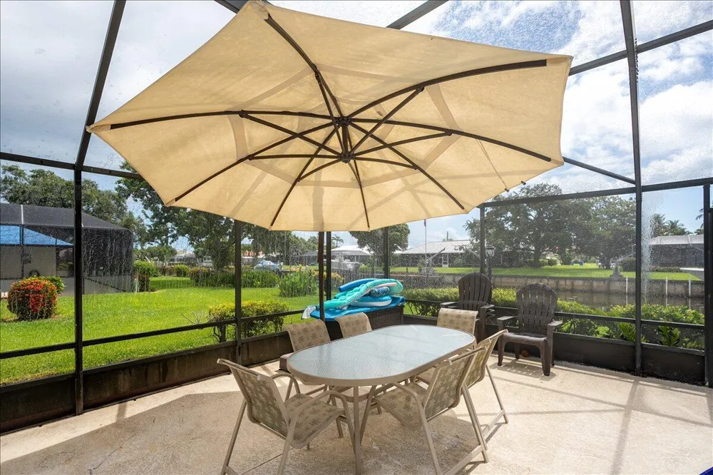 2066 5TH COURT SE Vero Beach, FL 32962
