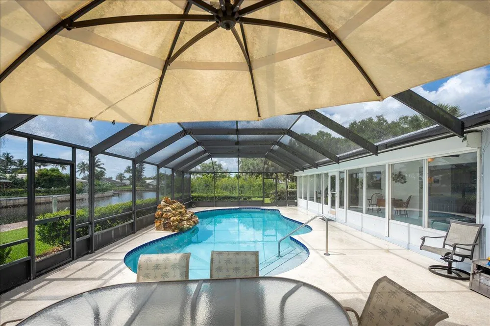 2066 5TH COURT SE Vero Beach, FL 32962