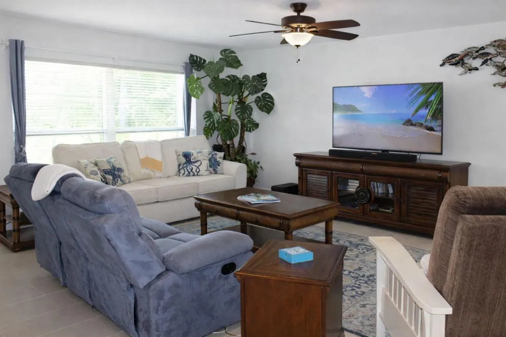 2066 5TH COURT SE Vero Beach, FL 32962