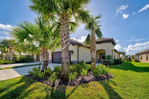 233 PALIDORO CIRCLE