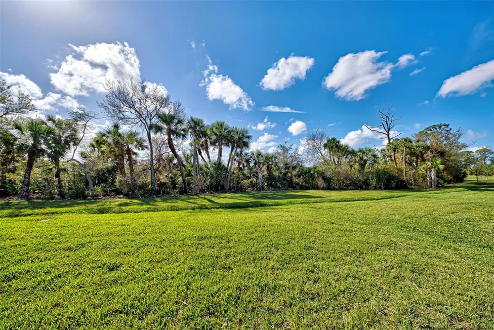 233 PALIDORO CIRCLE Nokomis, FL 34275