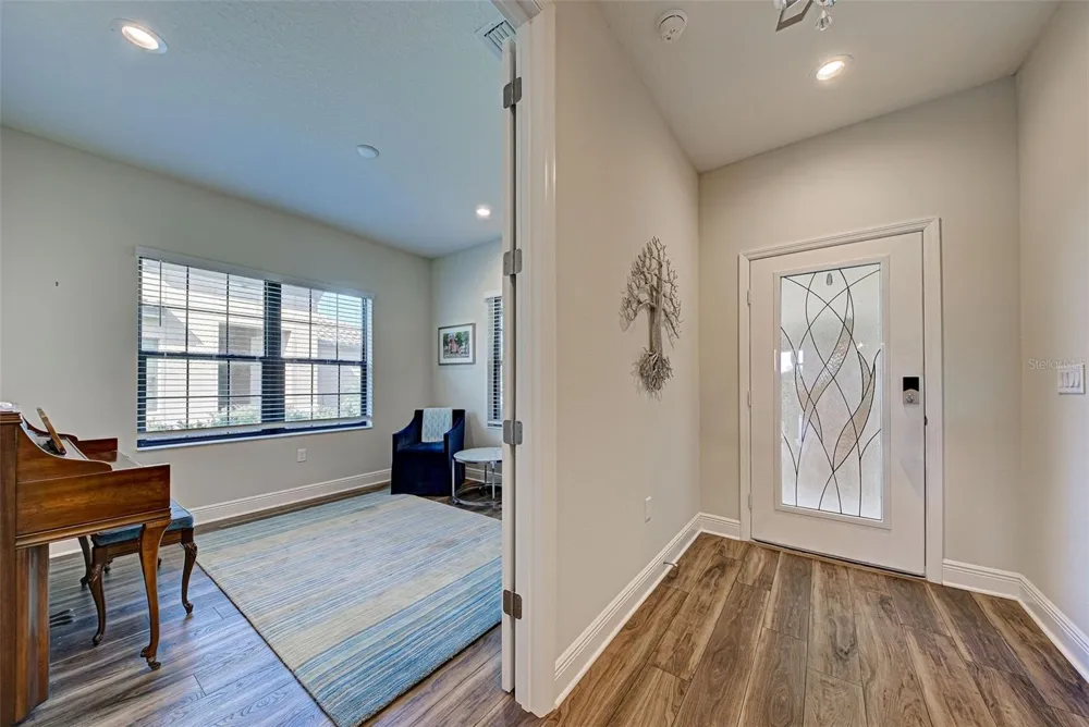 233 PALIDORO CIRCLE Nokomis, FL 34275