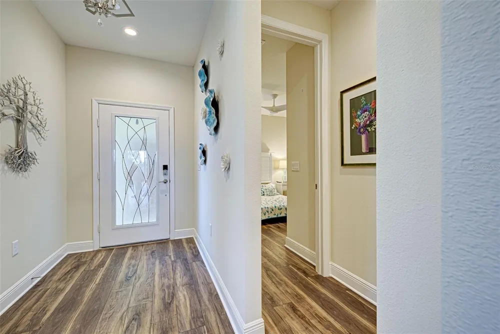 233 PALIDORO CIRCLE Nokomis, FL 34275