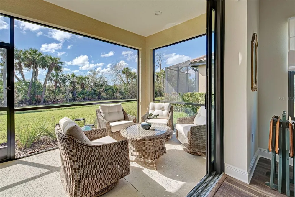 233 PALIDORO CIRCLE Nokomis, FL 34275