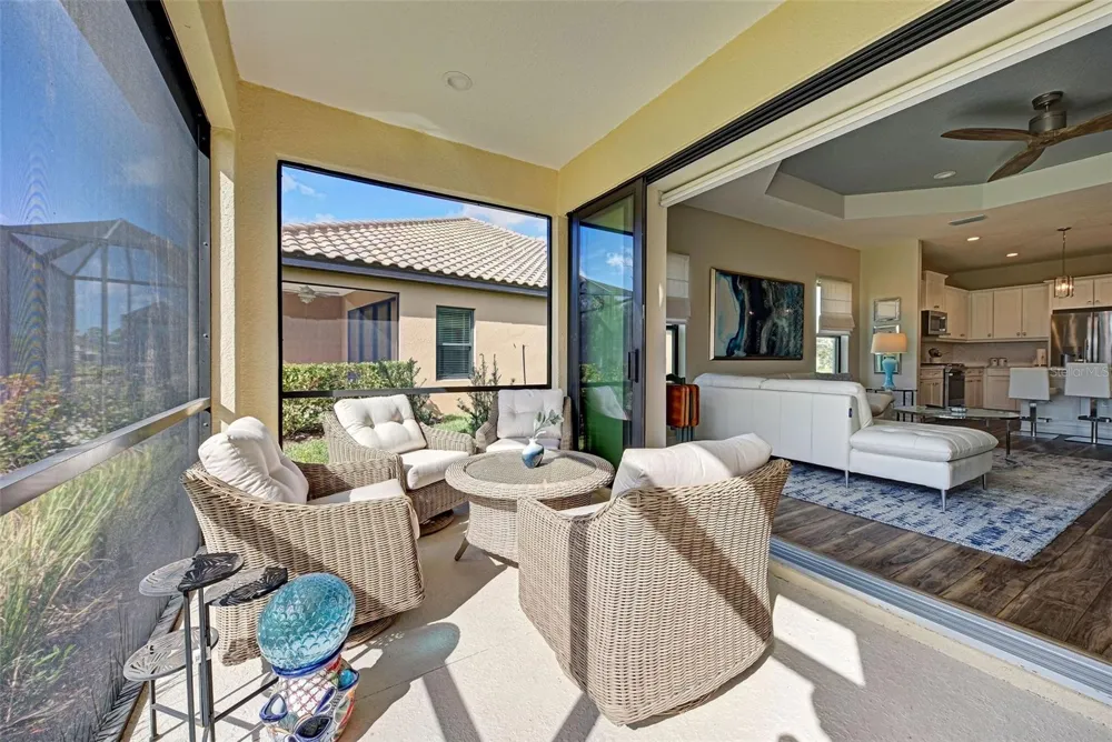233 PALIDORO CIRCLE Nokomis, FL 34275