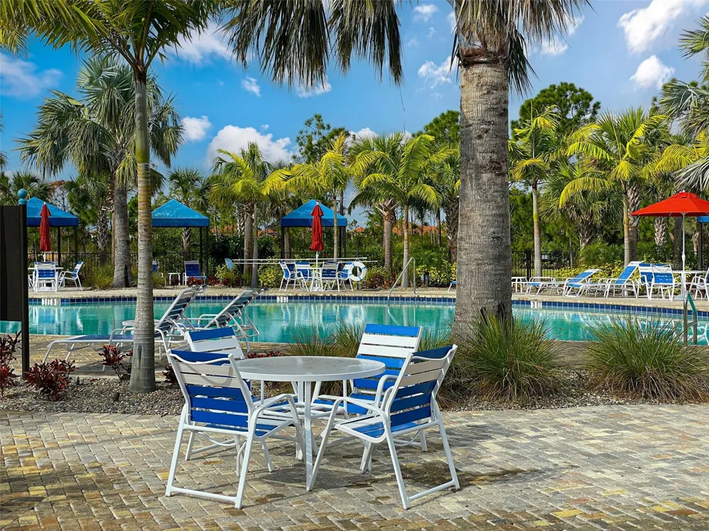 233 PALIDORO CIRCLE Nokomis, FL 34275