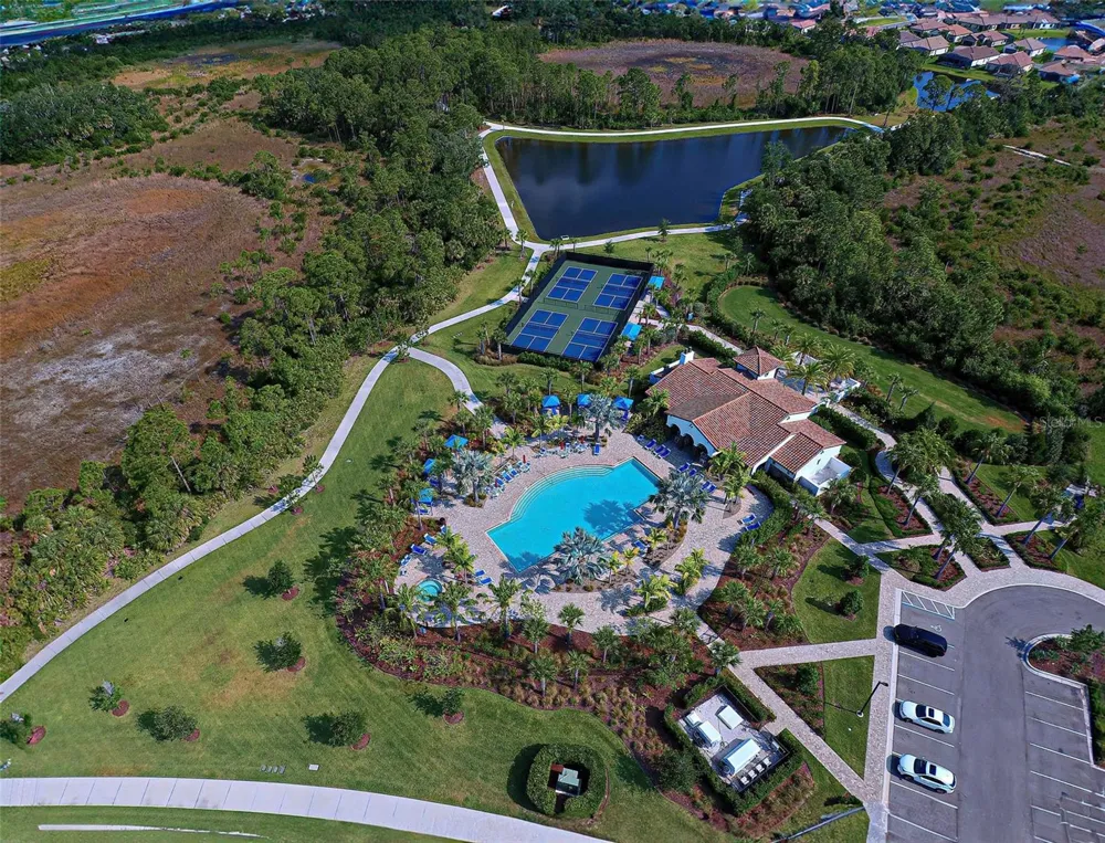 233 PALIDORO CIRCLE Nokomis, FL 34275