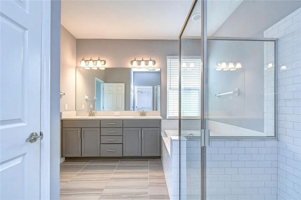 1621 LEAF FLOWER LANE Lutz, FL 33558