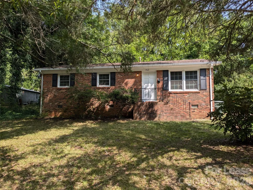 362 Cabarrus Avenue Mooresville, NC 28115