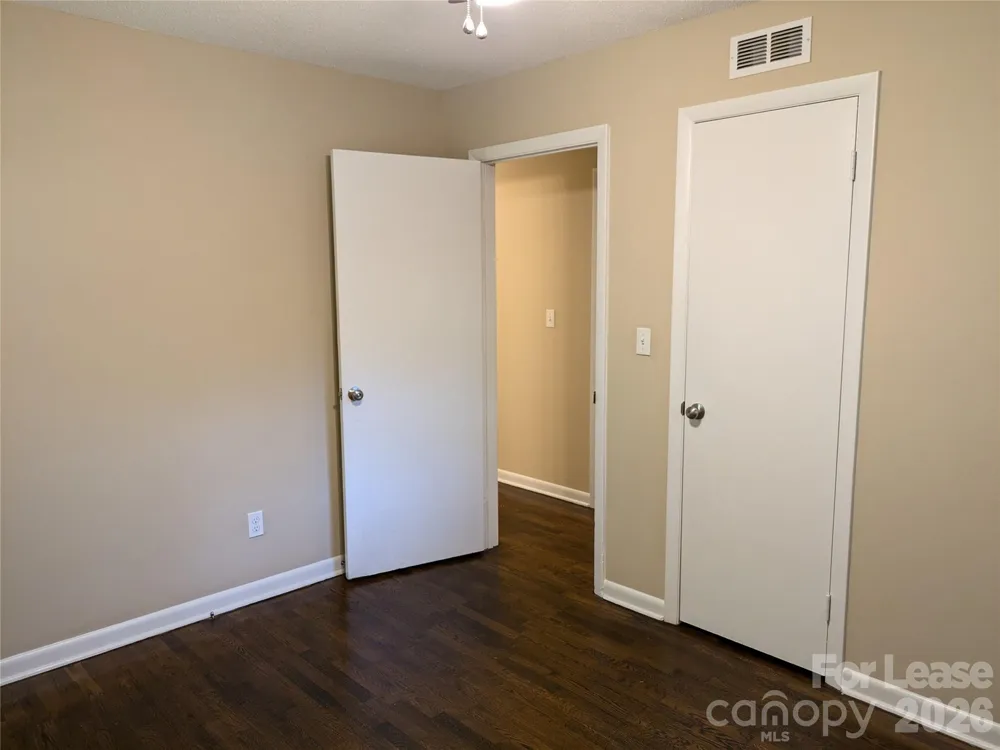 362 Cabarrus Avenue Mooresville, NC 28115