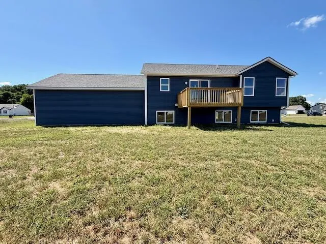 3233 Signal Point Drive Allegan, MI 49010