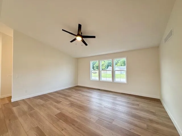 3233 Signal Point Drive Allegan, MI 49010