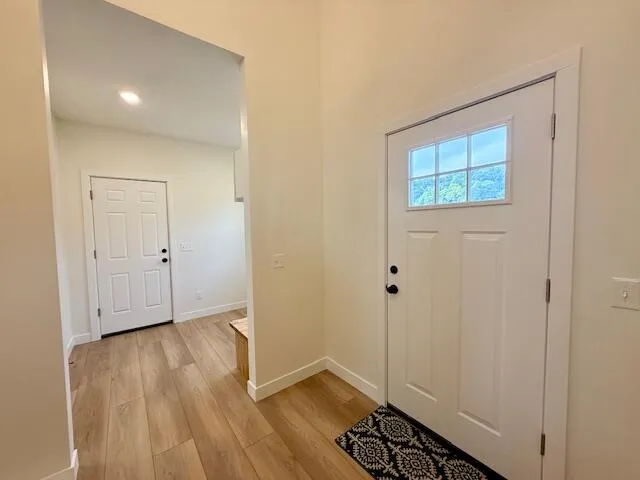 3233 Signal Point Drive Allegan, MI 49010