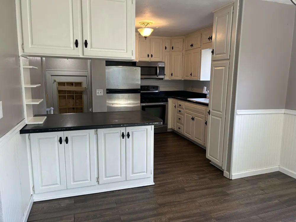 1443 Regent Street Niles, MI 49120
