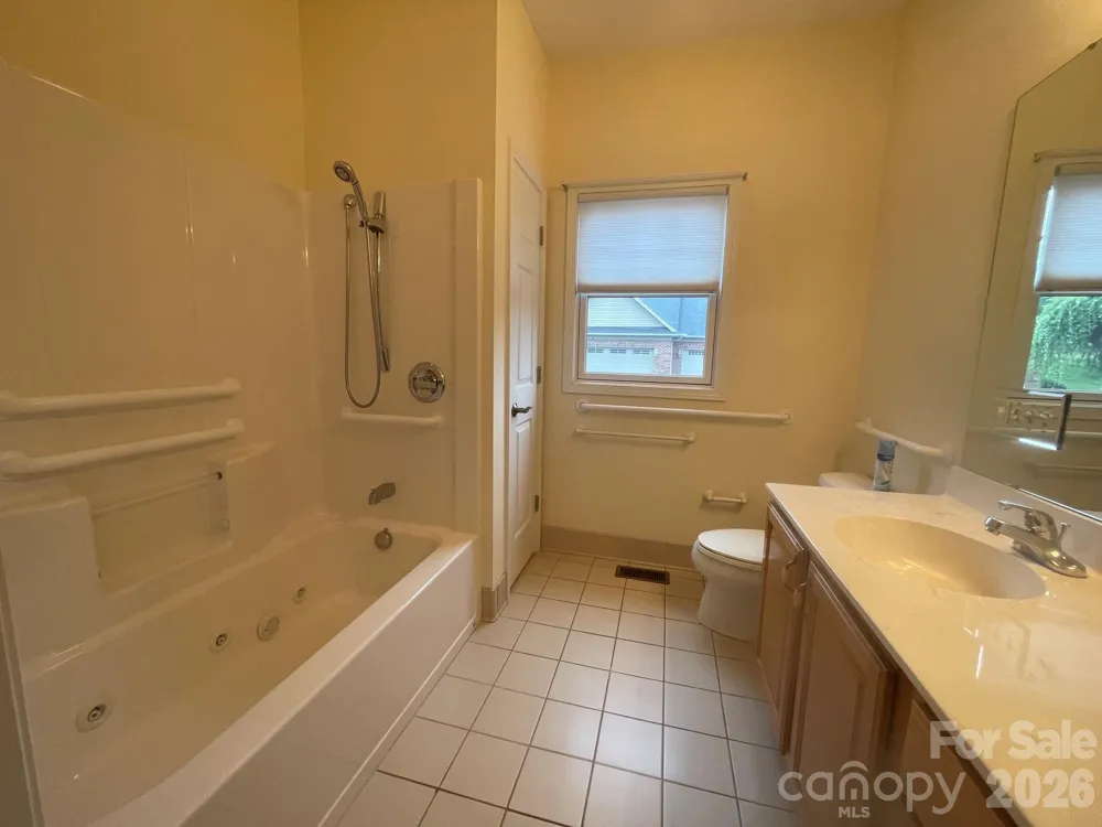 513 26th Avenue NE #A Hickory, NC 28601