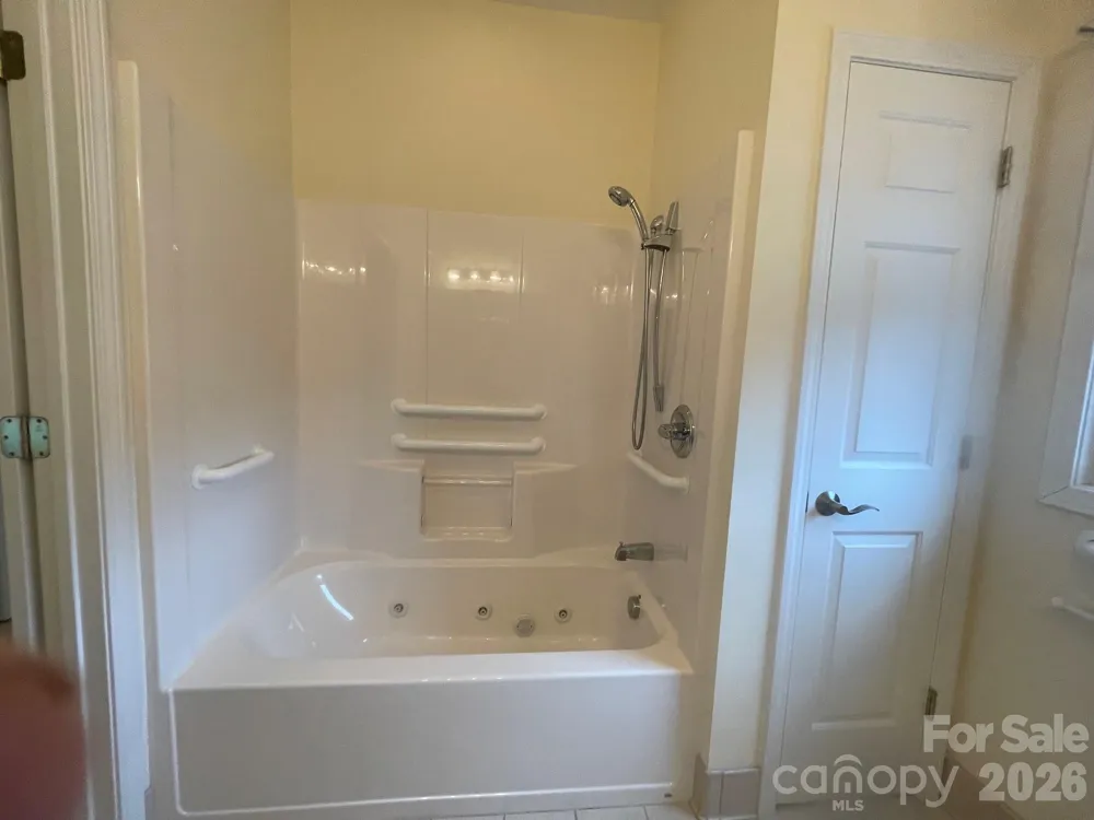513 26th Avenue NE #A Hickory, NC 28601