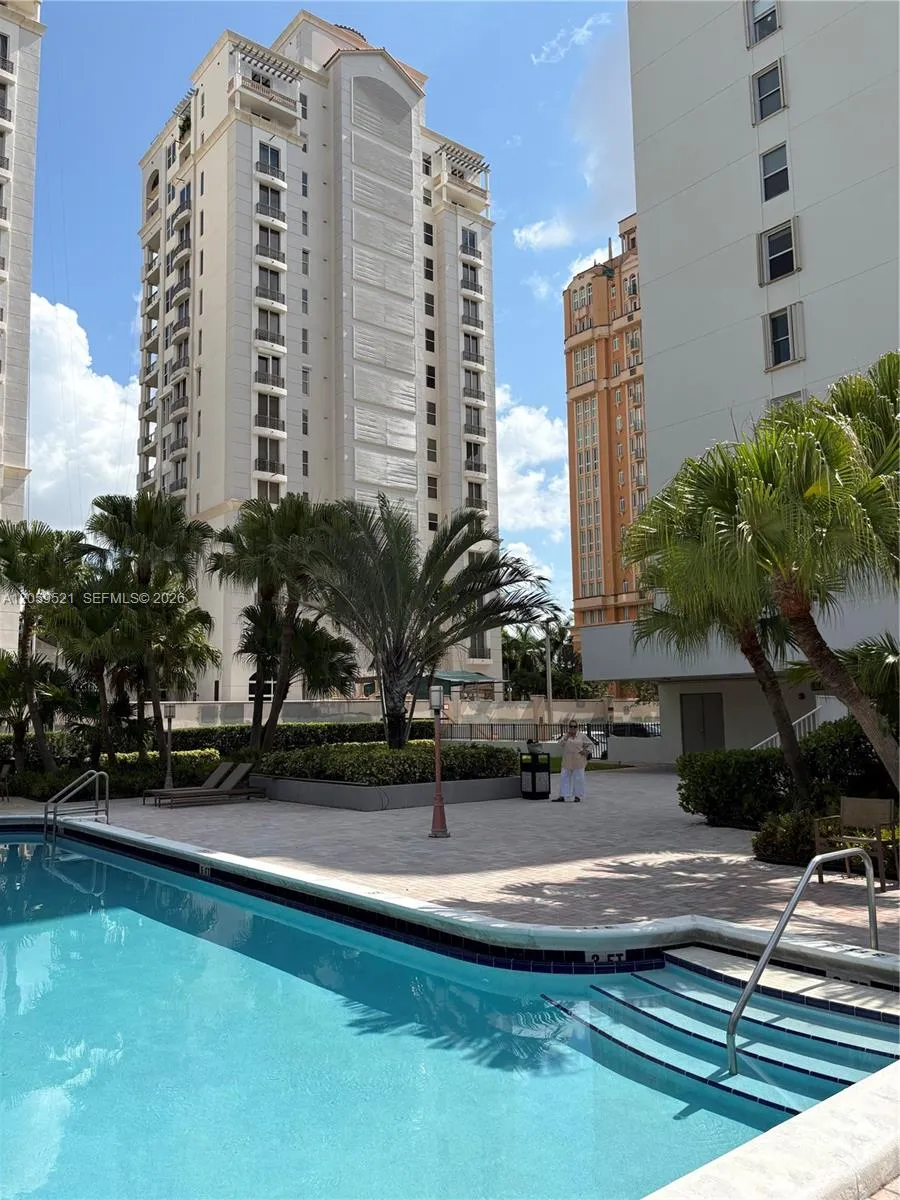 625 Biltmore Way #501 Coral Gables, FL 33134